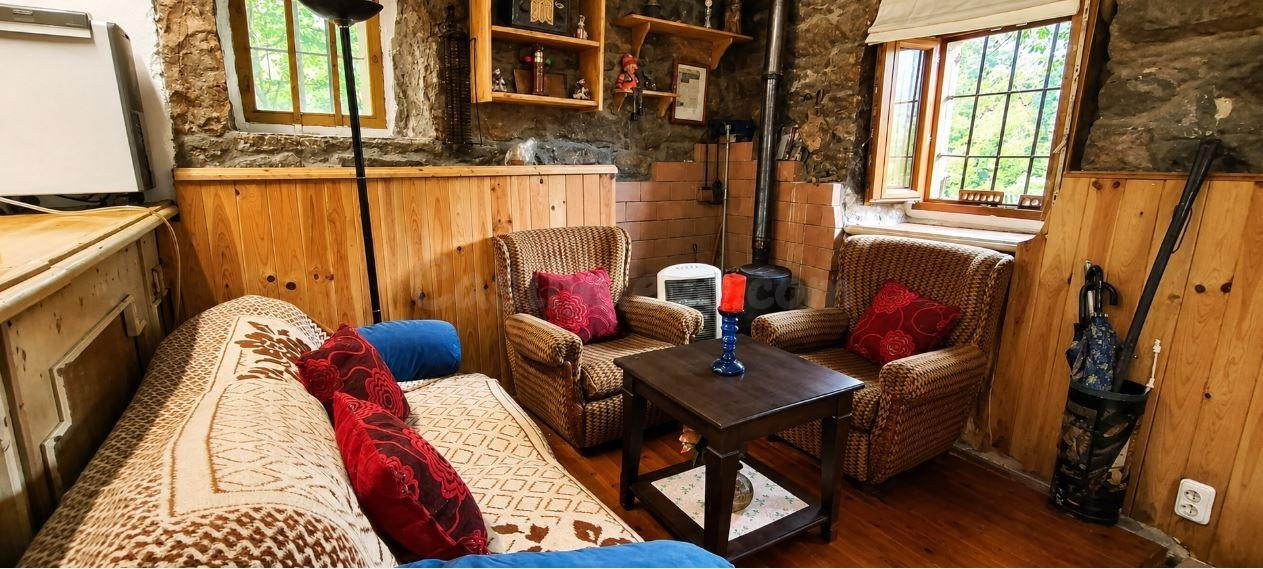 CABAÑA PASIEGA  PARA REFORMAR EN UN ENTORNO INCOMPARABLE.- - foto 4