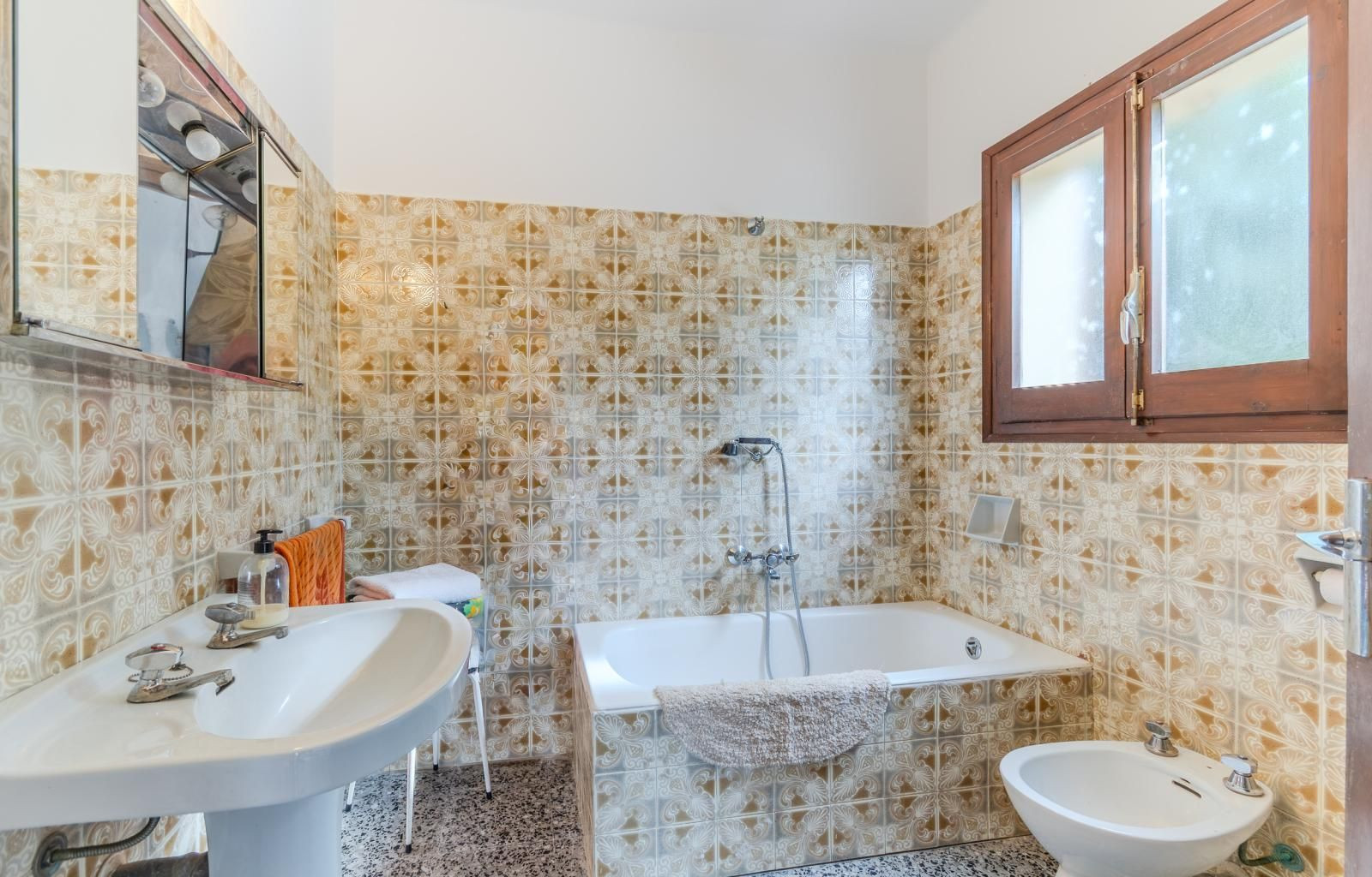 ? Casa con encanto junto al río en Sant Llorenç de la Muga ? - foto 5