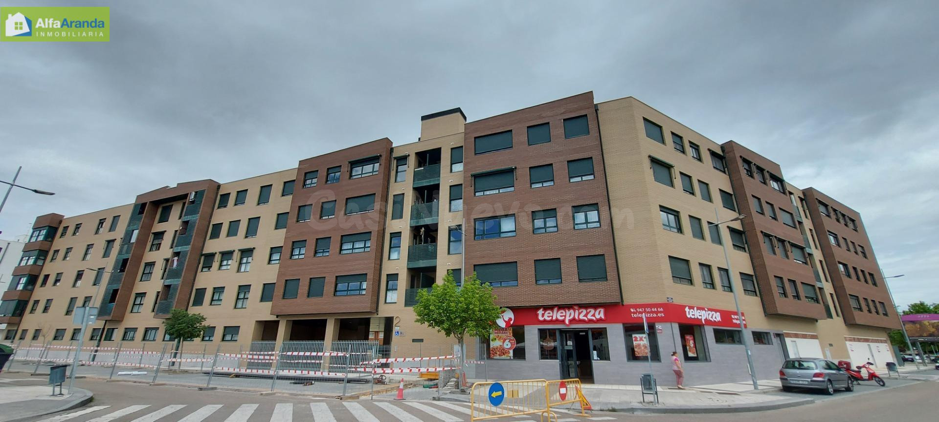 VIVIENDA DE TRES DORMITORIOS CON GARAJE Y TRASTERO