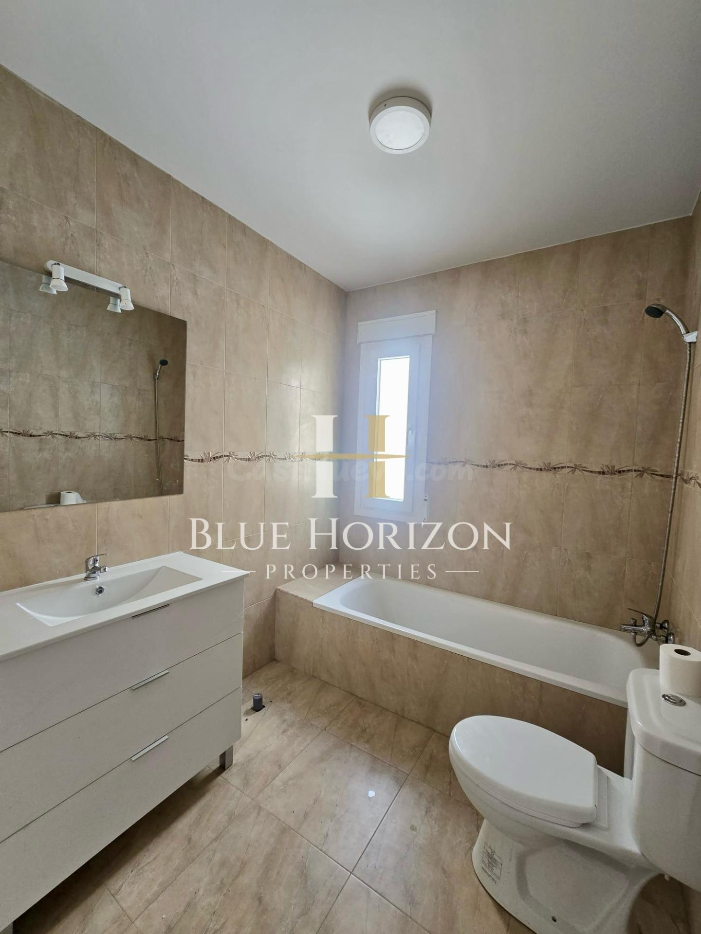 Amplio piso de 108 m2 con rentabilidad inmediata en Ajofrín  - foto 5