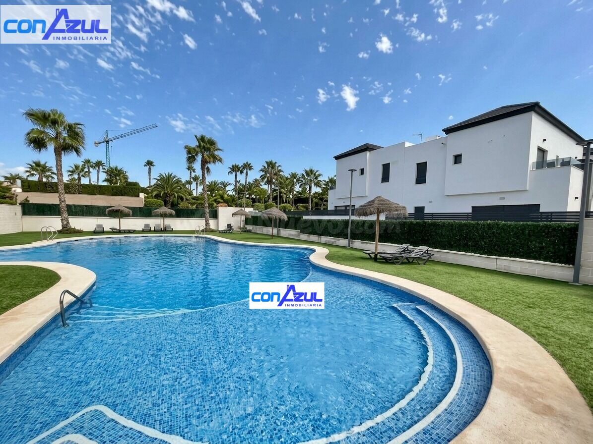 CHALET EN GRAN ALACANT - SANTA POLA (ALICANTE)