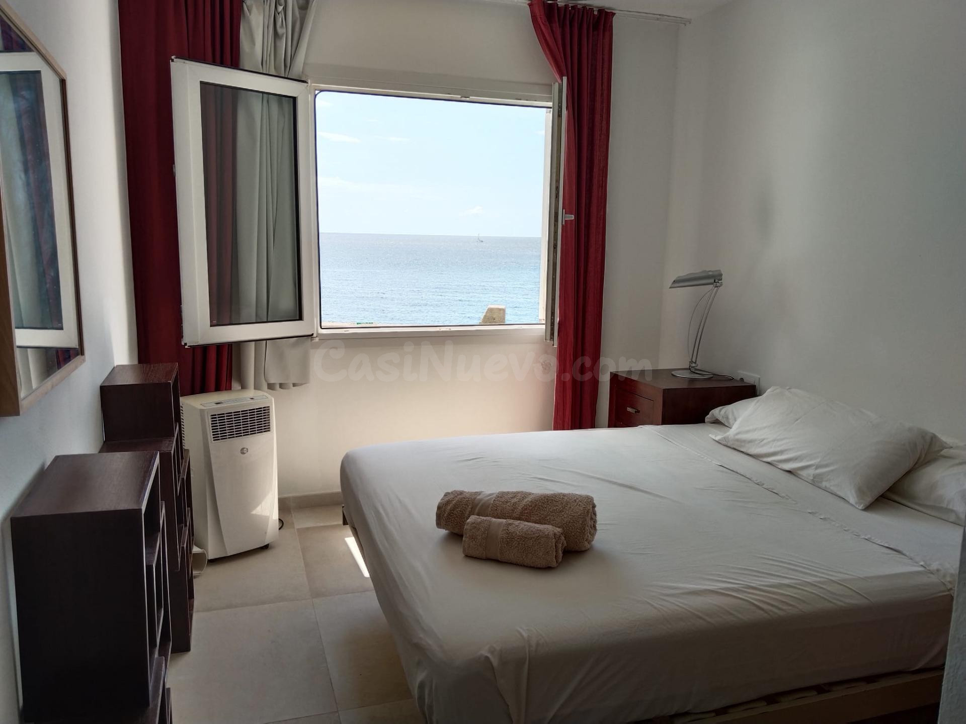 Apartamento con vistas al mar en Portocolom. ALQUILER DE TEM - foto 5