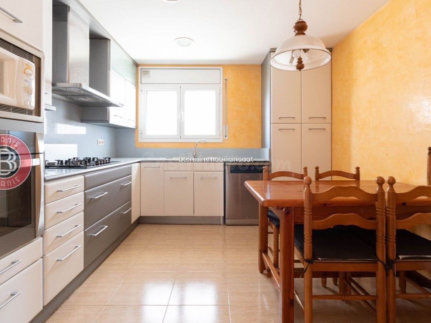 Chalet 5 habitaciones 238m² en venta - Carretera Igualada - foto 4