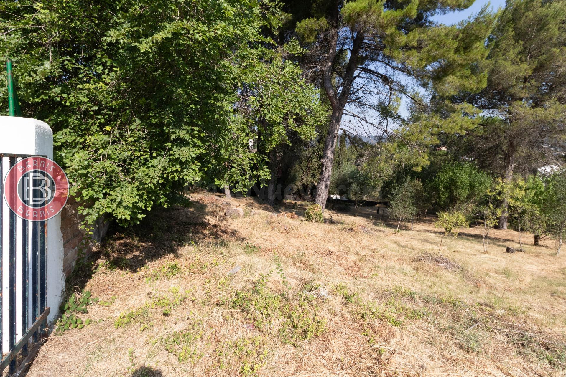 Parcela urbana de 980 m2 en venta en Piera – Construye la vivienda que siempre has soñado