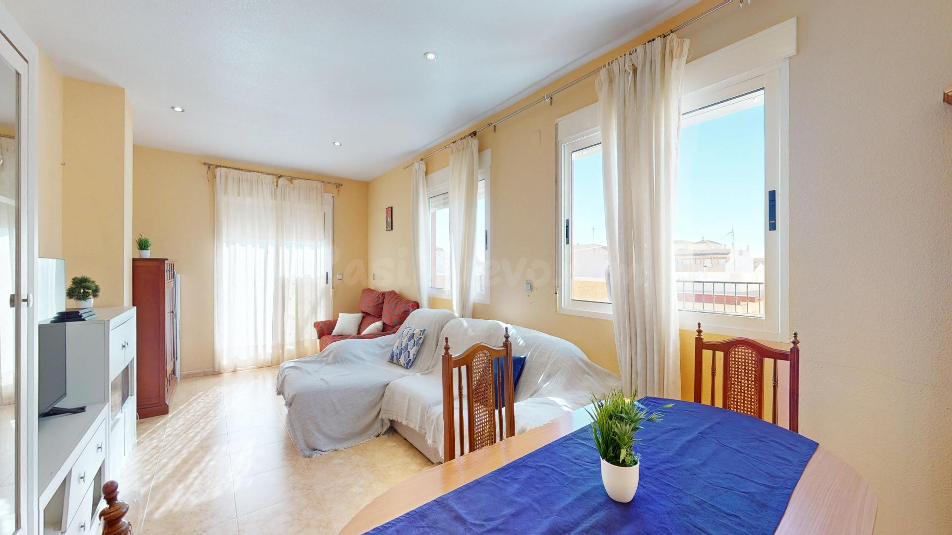 Despierta cada día bajo el sol del Mediterráneo – Ático exclusivo con gran terraza en el centro de Pilar de la Horadada