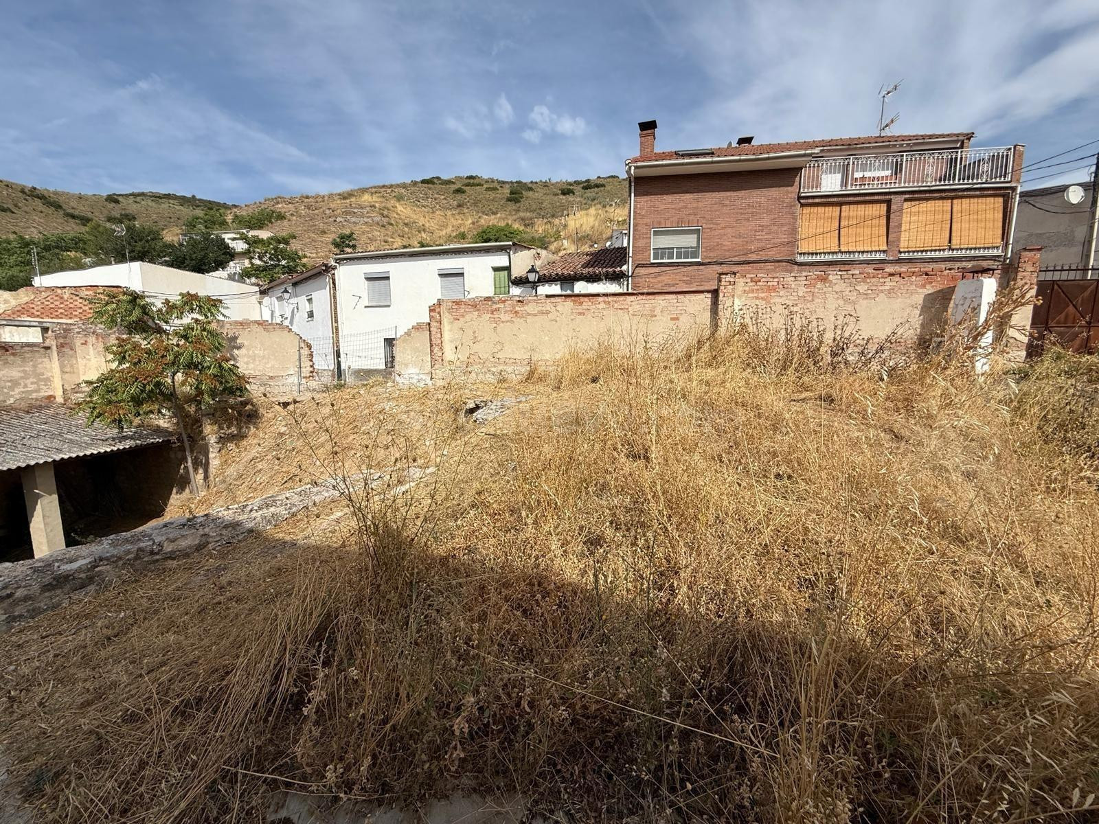 Oportunidad Única: Solar en Venta en Tielmes, Ideal para Des - foto 3