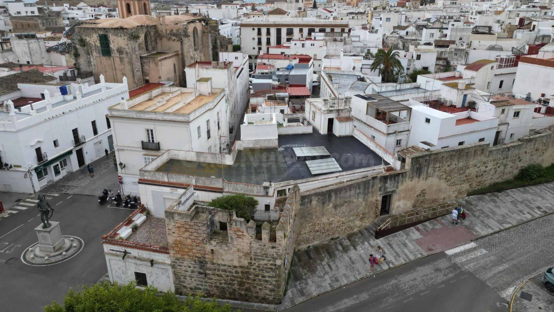 Villa única integrada en la muralla medieval del centro histórico de Tarifa