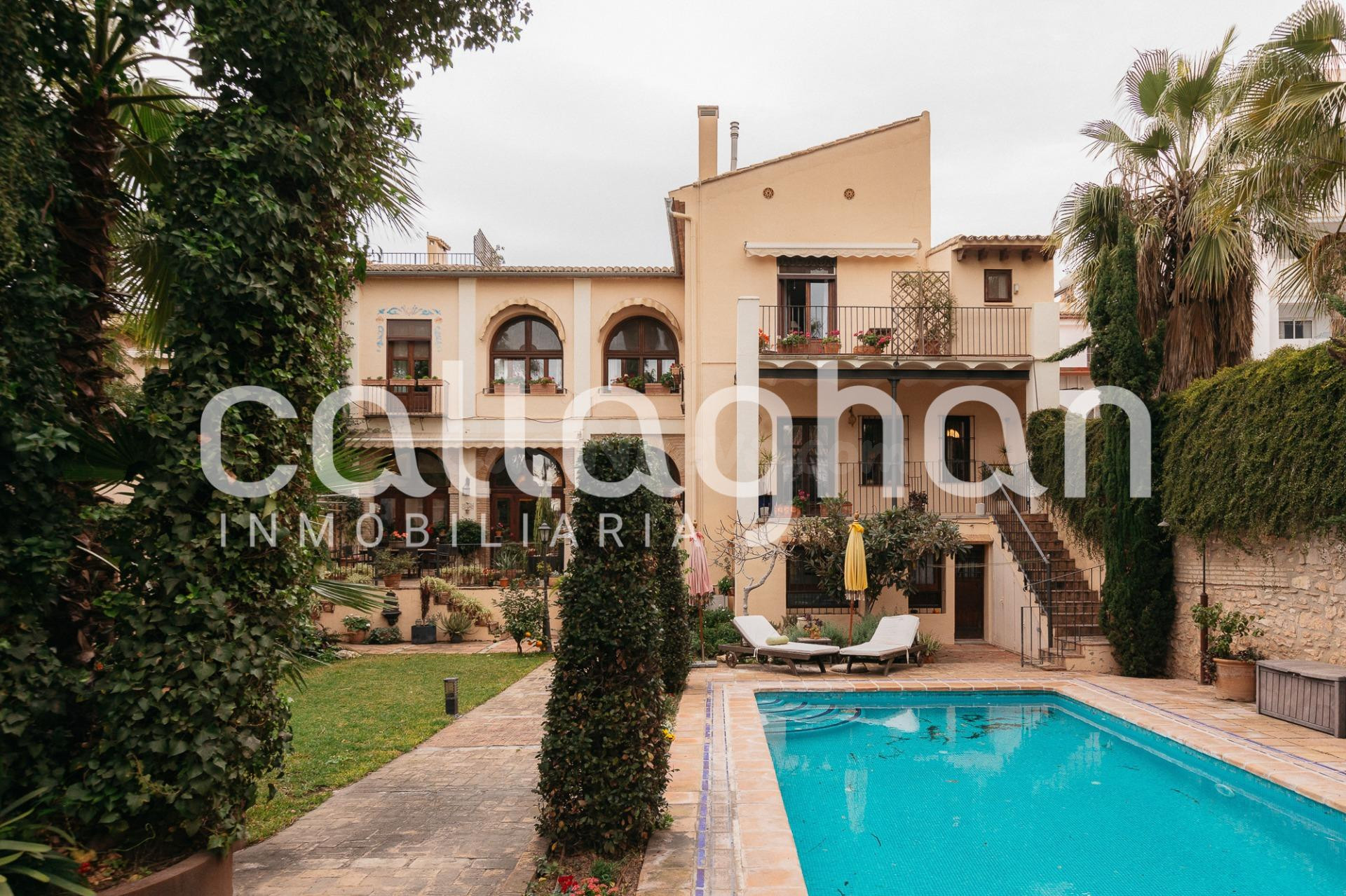 Descubre esta exclusiva villa, un tesoro úúnico con histori