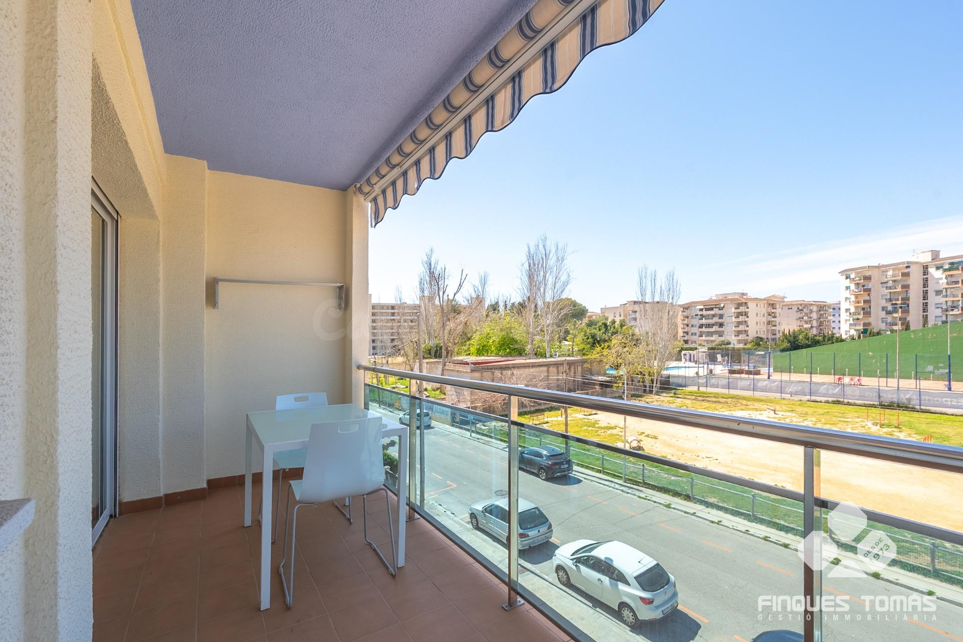 Piso moderno con terraza en Segur de Calafell - foto 2