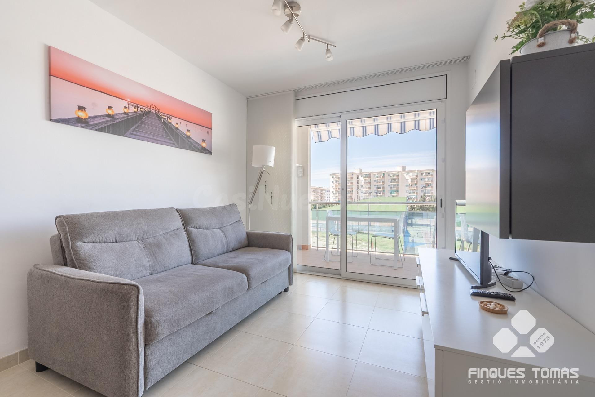 Piso moderno con terraza en Segur de Calafell - foto 4