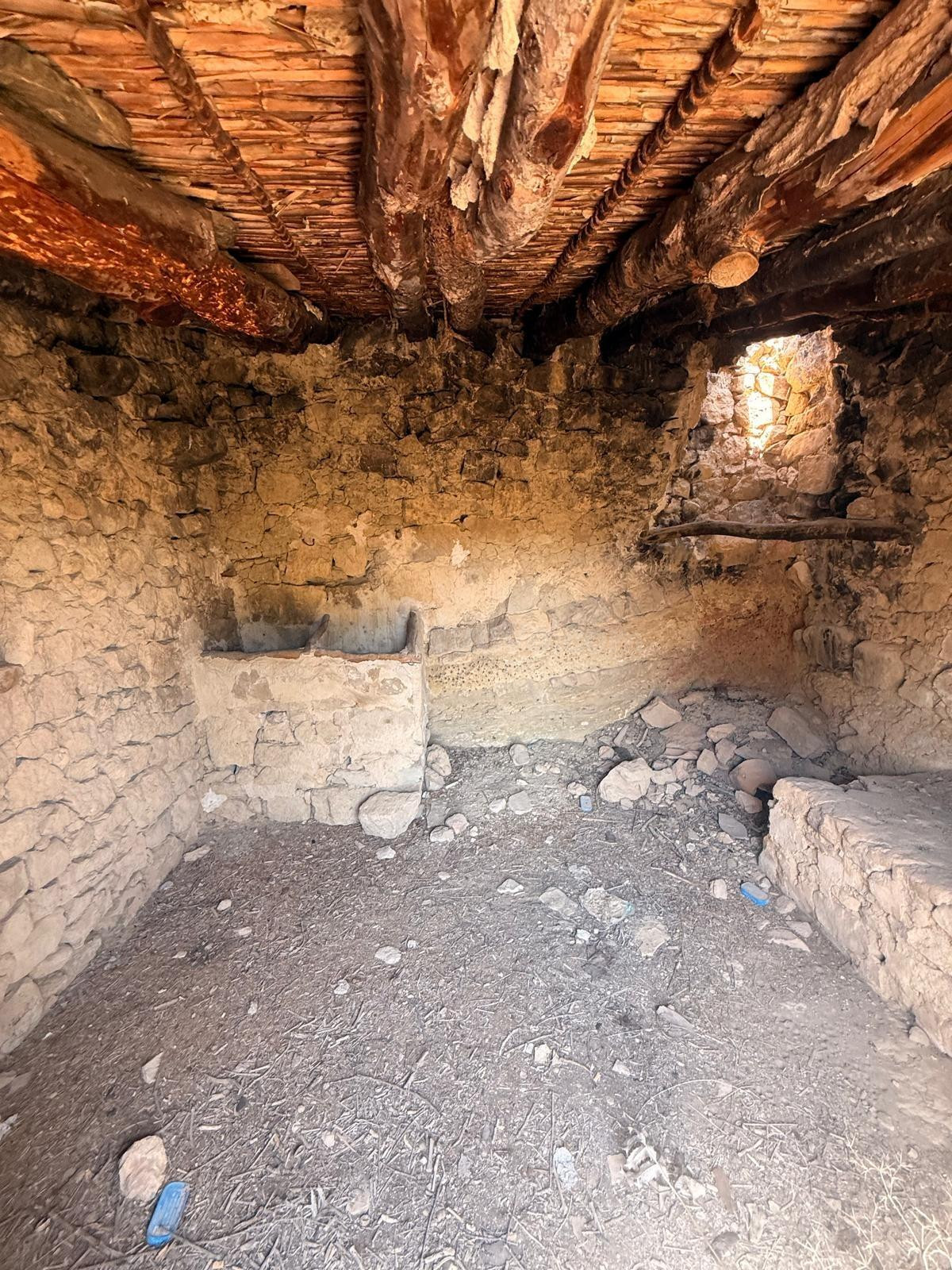 ¡GRAN OPORTUNIDAD: SE VENDE PARCELA CON CASETA DE PIEDRA Y O - foto 3