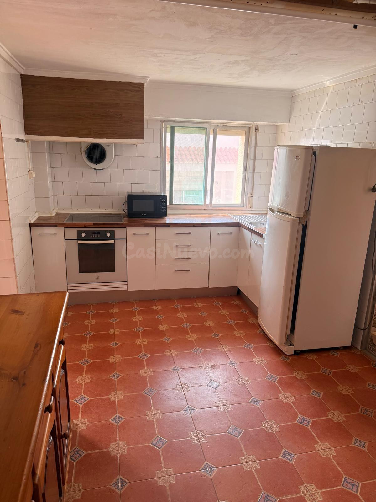 ¡GRAN OPORTUNIDAD! PISO DE PUEBLO TRES ALTURAS - foto 2