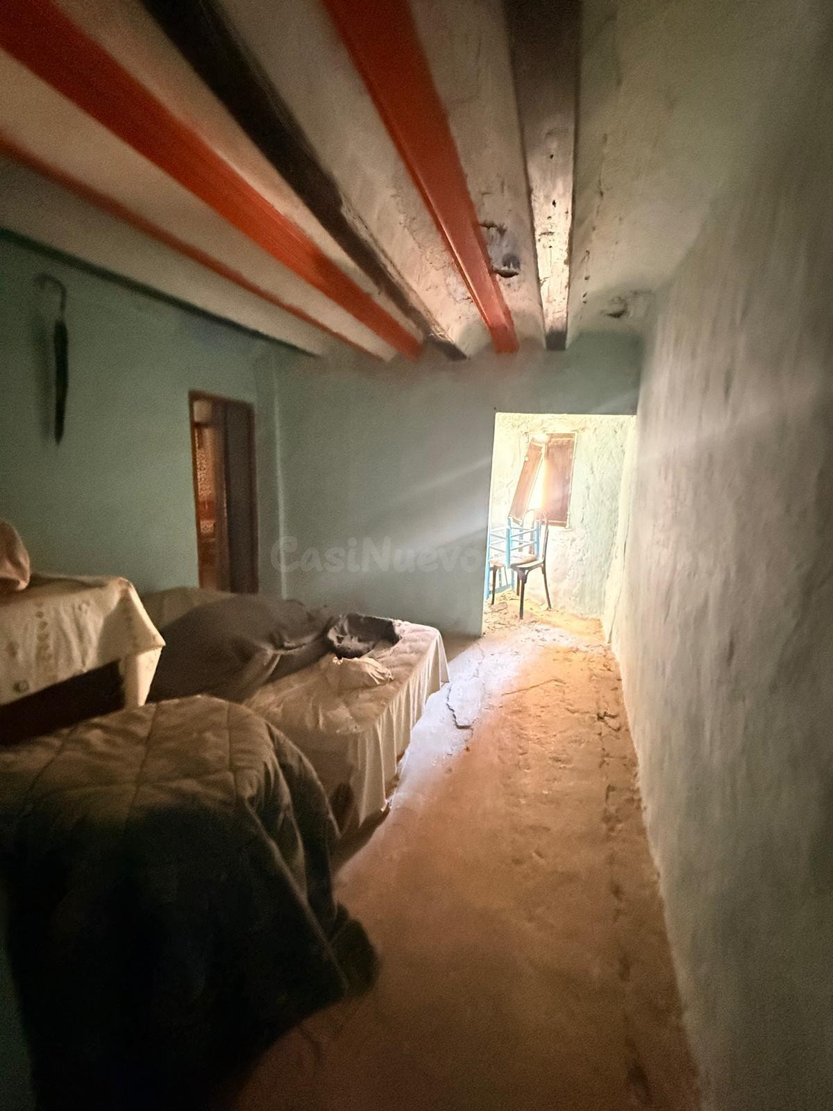 ️ Casa de pueblo con terraza, muy céntrica (A reformar) - foto 4