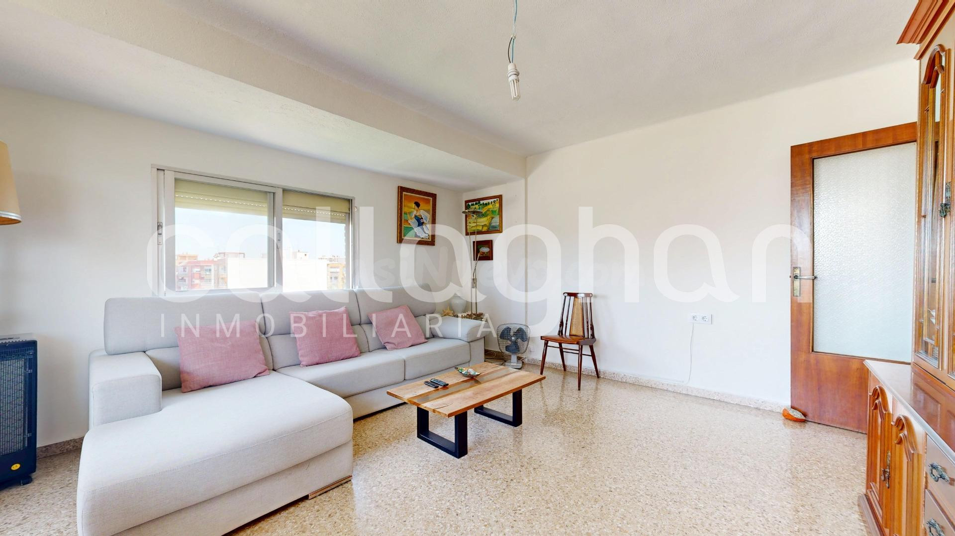 Ático con terraza en Malilla: una oportunidad única para cre - foto 5