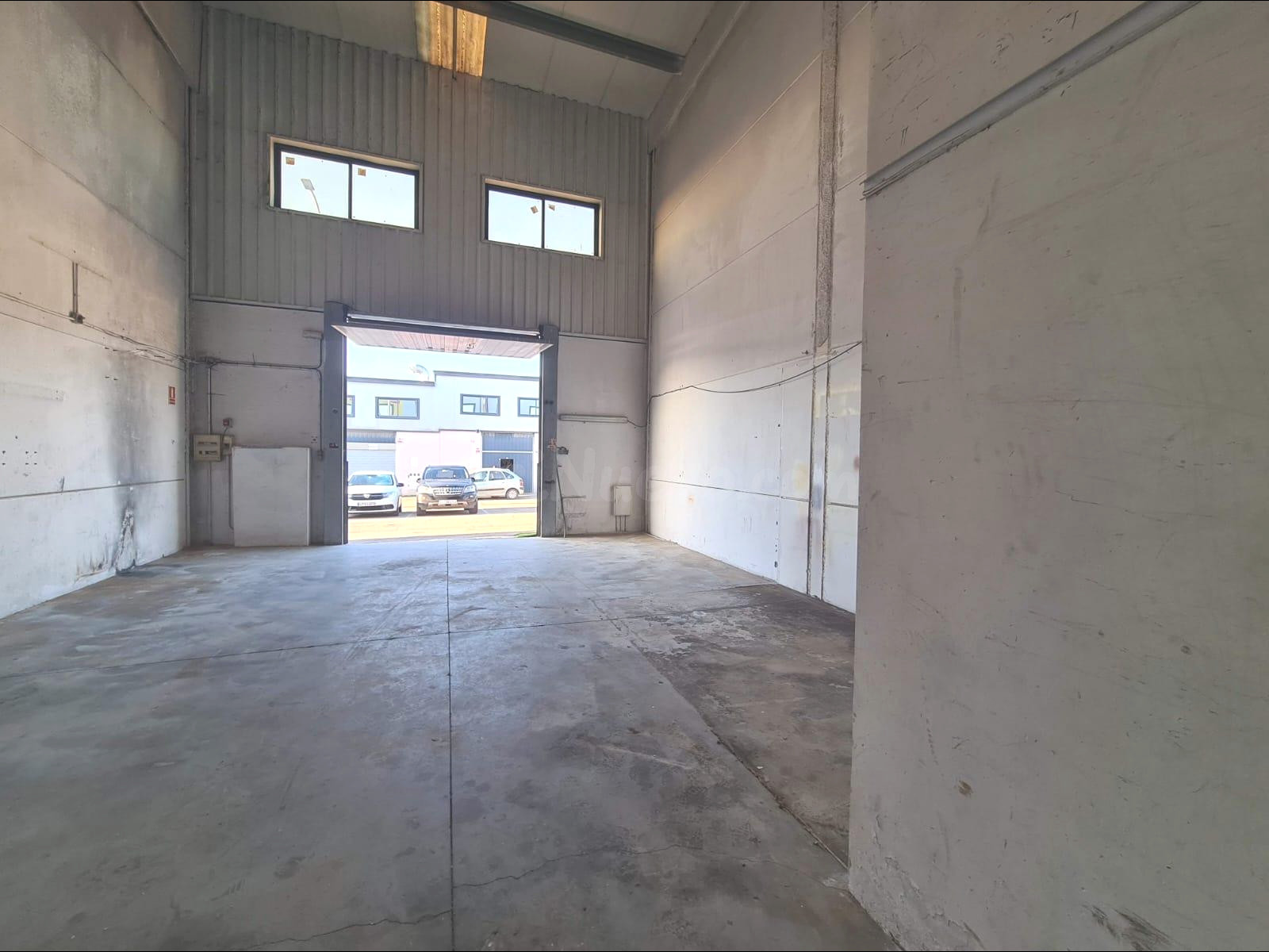 Nave industrial 72m² en alquiler - Rivas Futura - foto 5