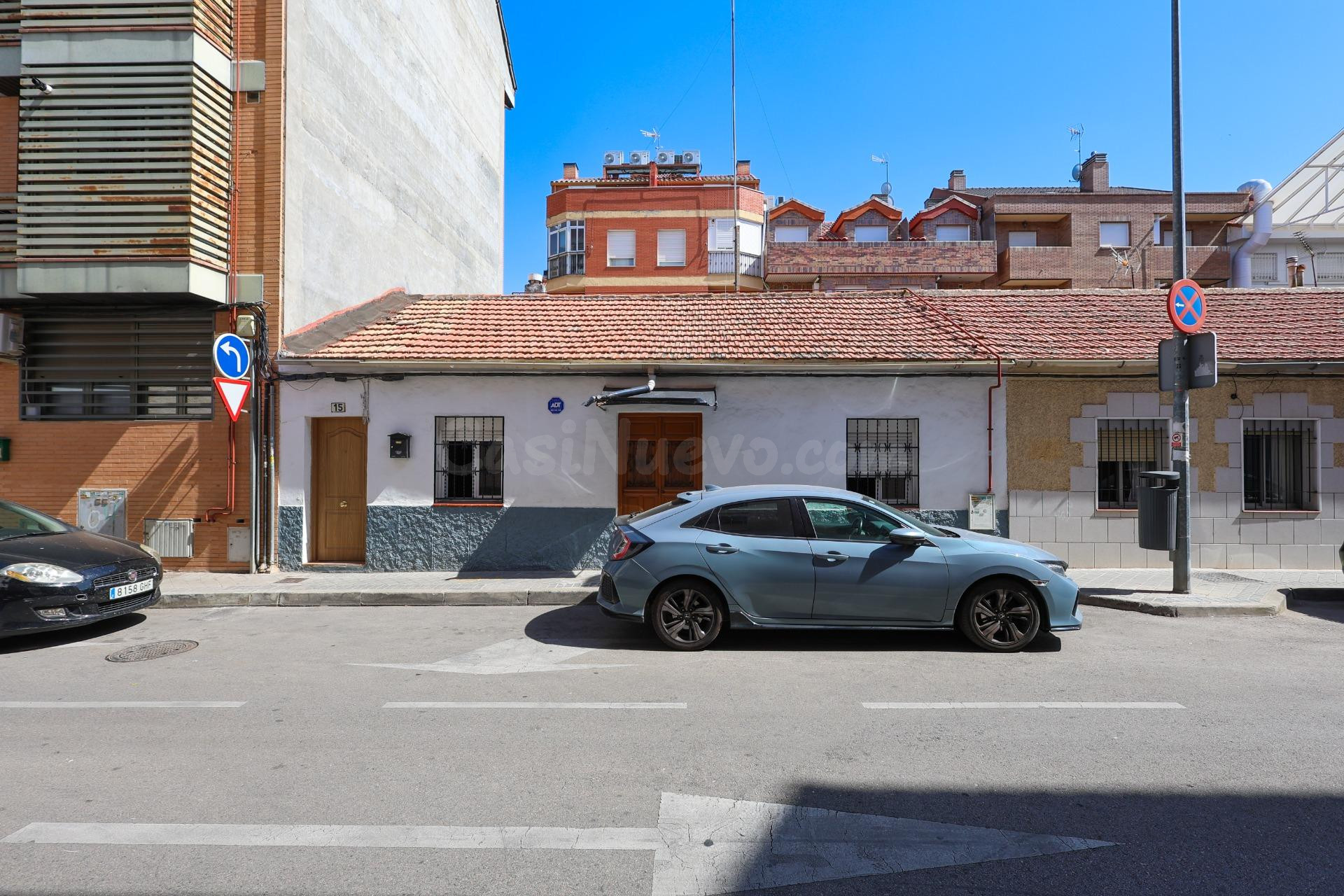 Casa / Chalet adosado en venta en Calle la Coruña, Leganés - foto 2