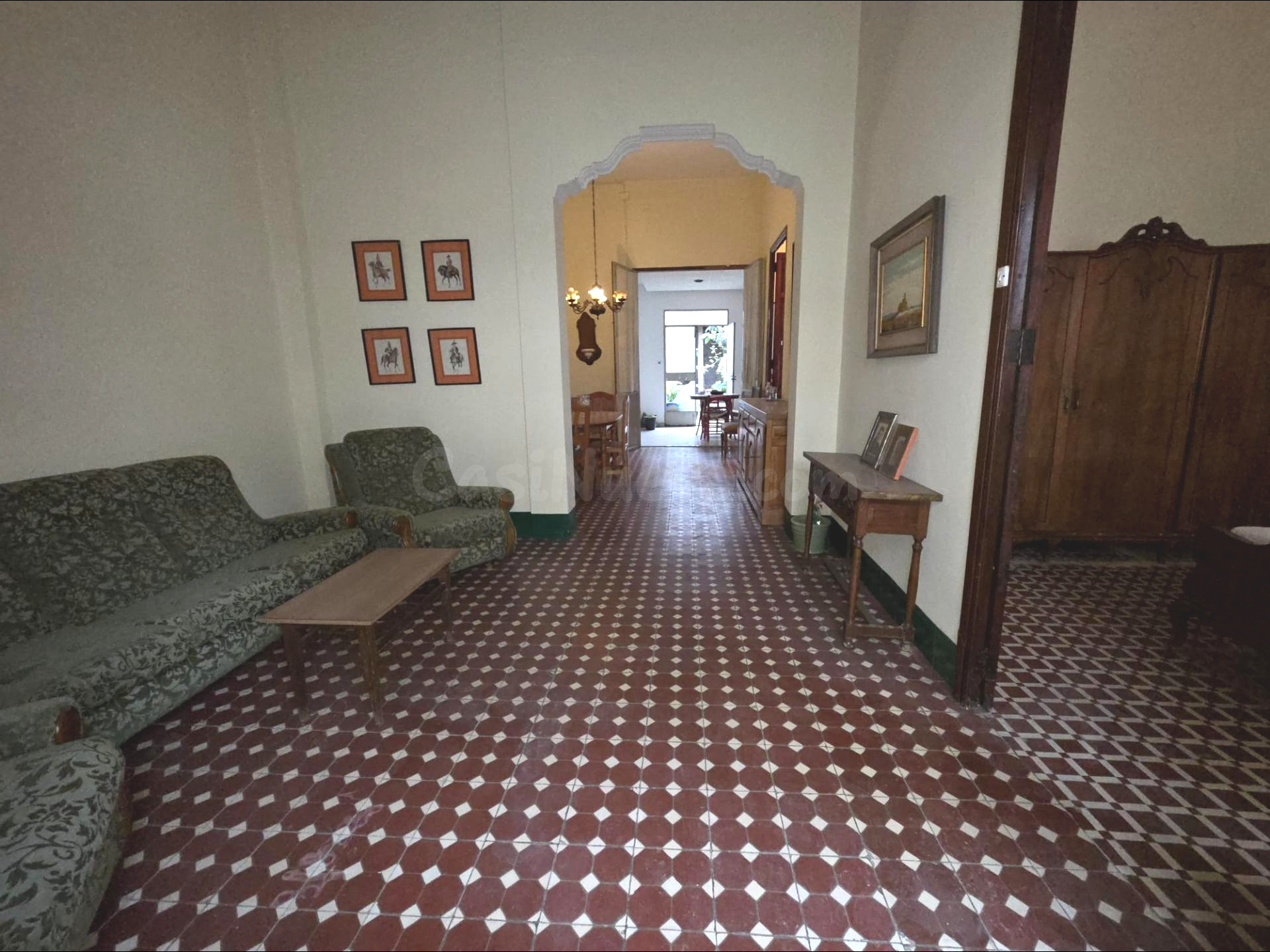 CASA INDEPENDIENTE EN ZONA COREA CON MUCHISIMAS POSIBILIDADES