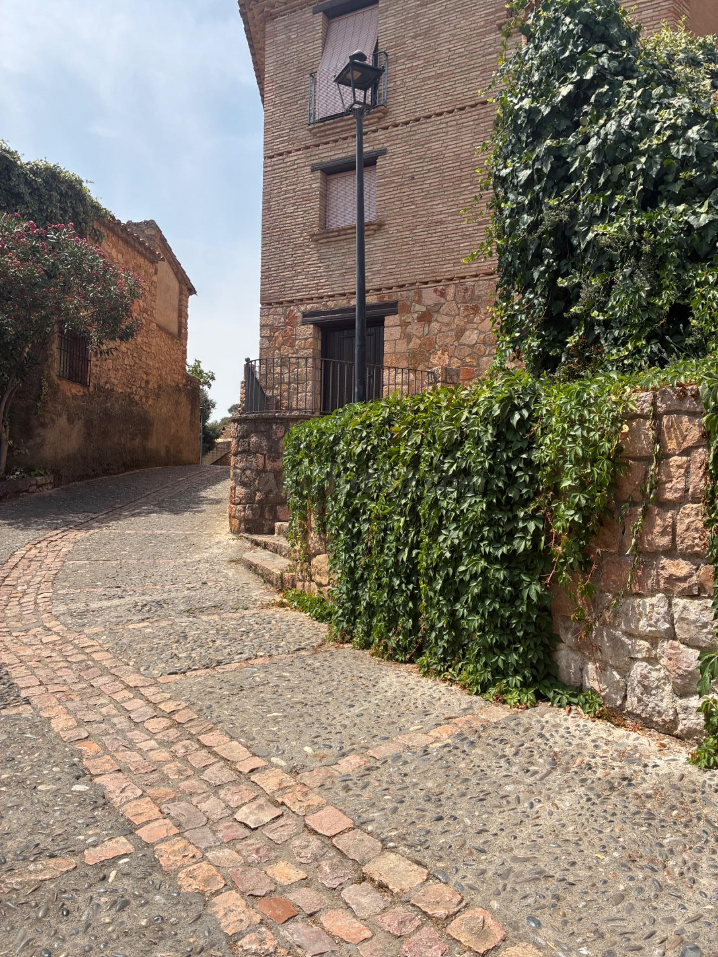 HOGAR CON VISTAS A ALQUÉZAR - foto 2