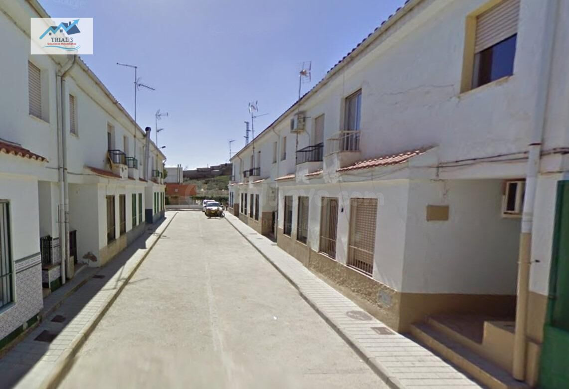 Venta casa adosada en Benalúa (Granada) - foto 2