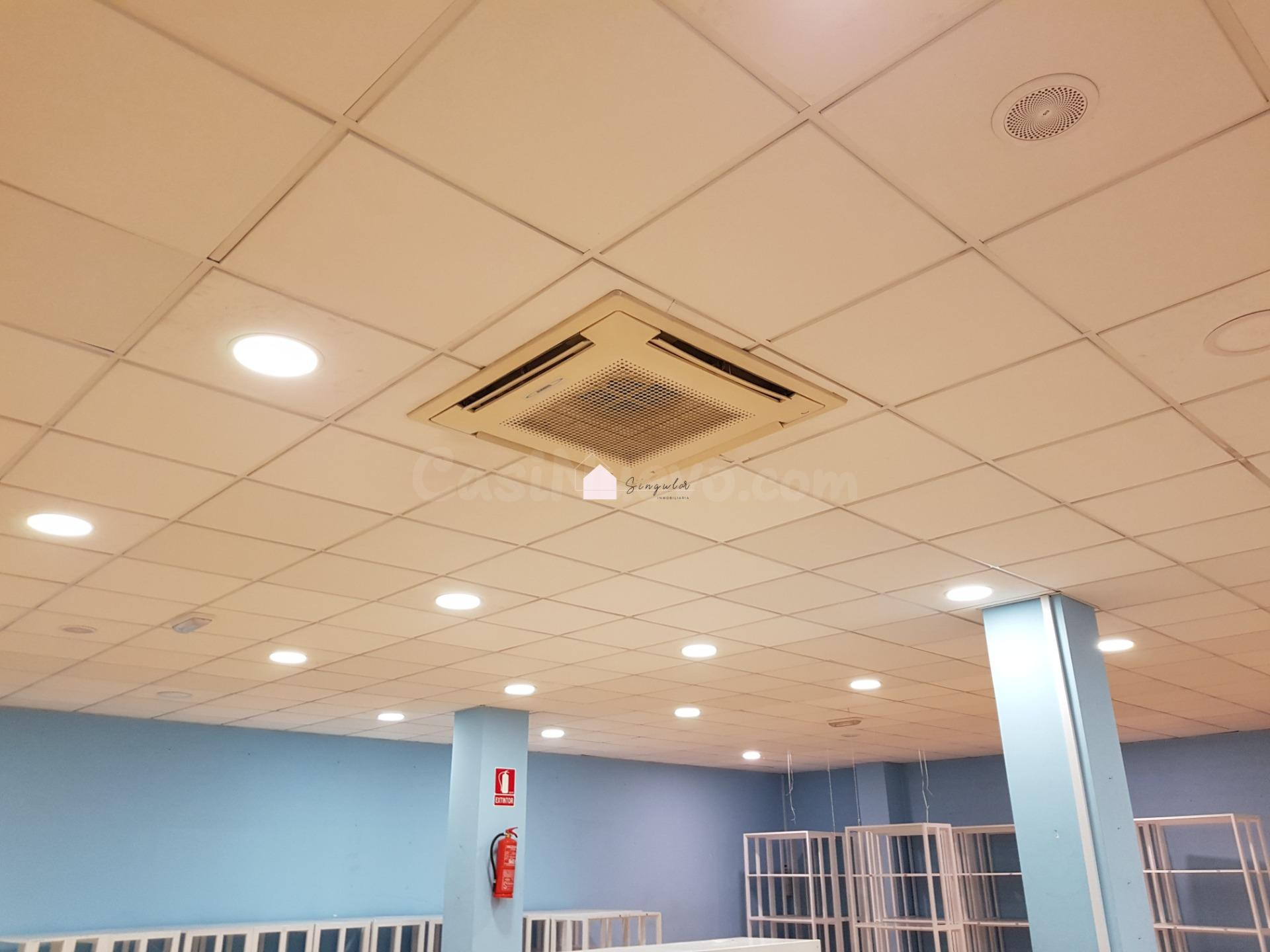 LOCAL COMERCIAL EN PONTEAREAS - foto 4