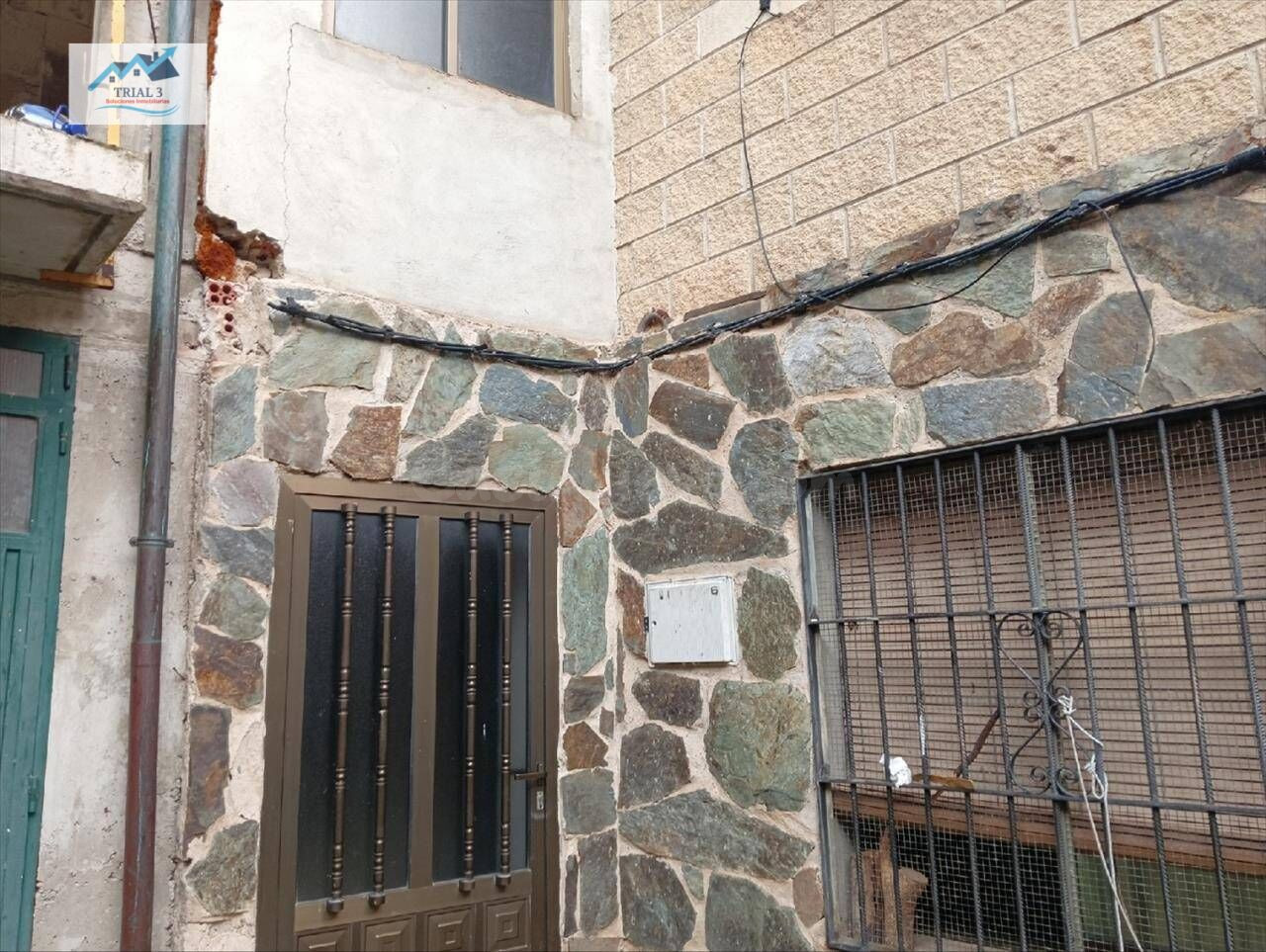 Venta piso en Canales de la Sierra (La Rioja) - foto 2