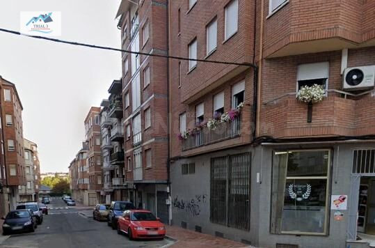 VENTA PISO EN PONFERRADA - LEÓN