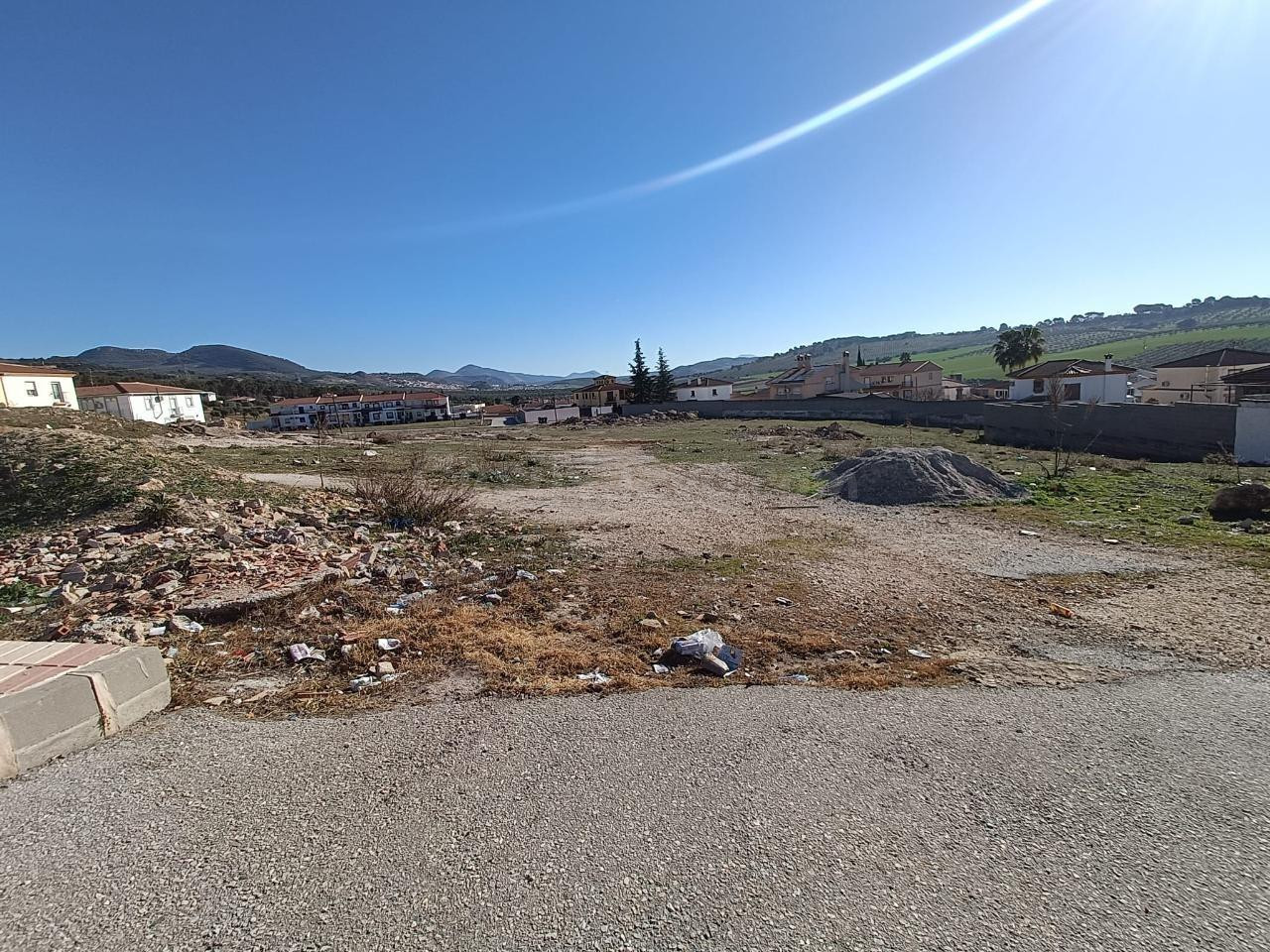 TERRENO URBANO A LA VENTA EN ALOMARTES (ILLORA - GRANADA) - foto 5