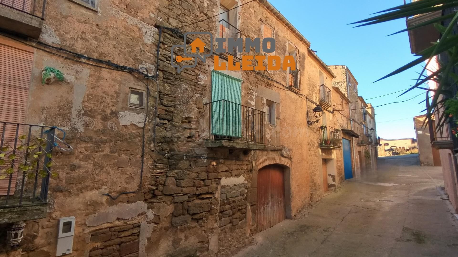 Casa de pueblo con gran potencial en Colldelrat (Artesa de S - foto 2