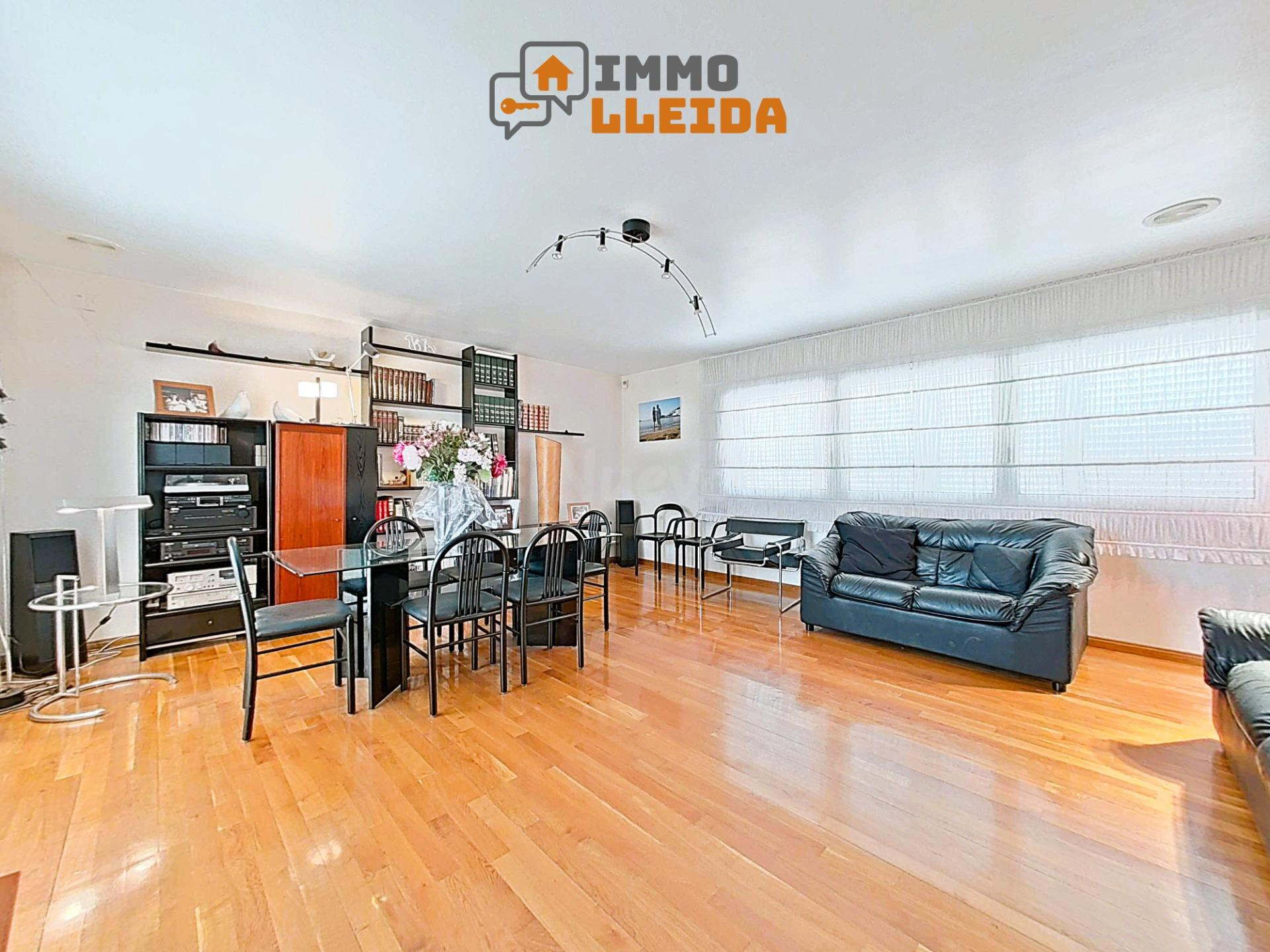 Fabuloso chalet de estilo moderno en Tárrega - foto 5