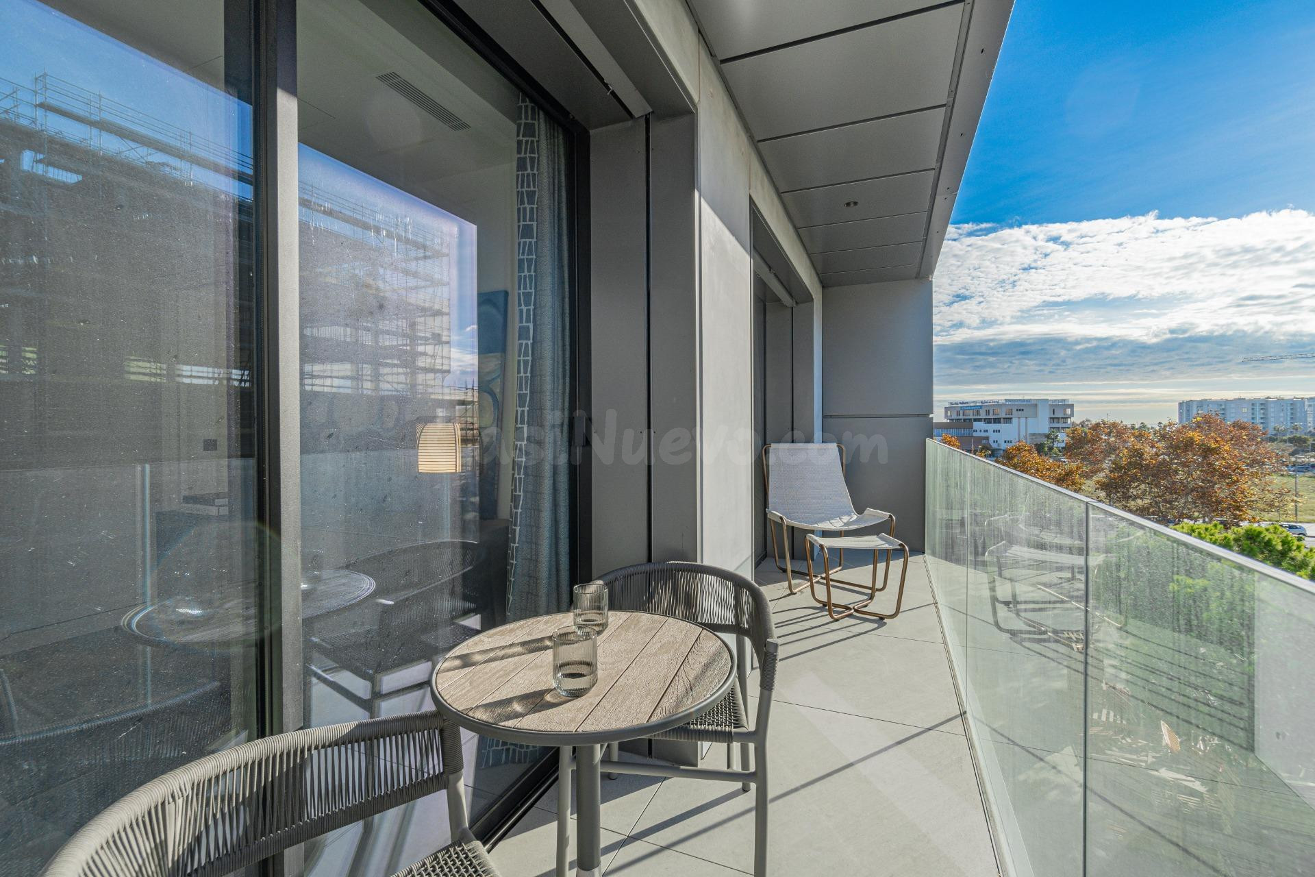Exclusivo piso con vistas despejadas al Portixol