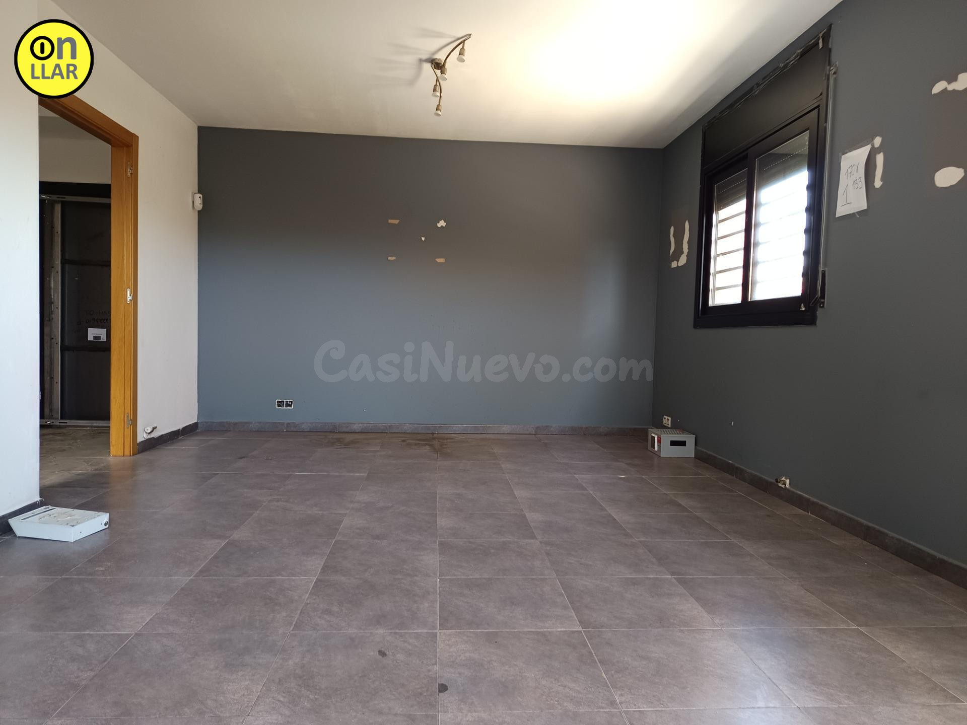Amplia Casa en Montmelo - Oportunidad de Reforma Parcial - foto 5