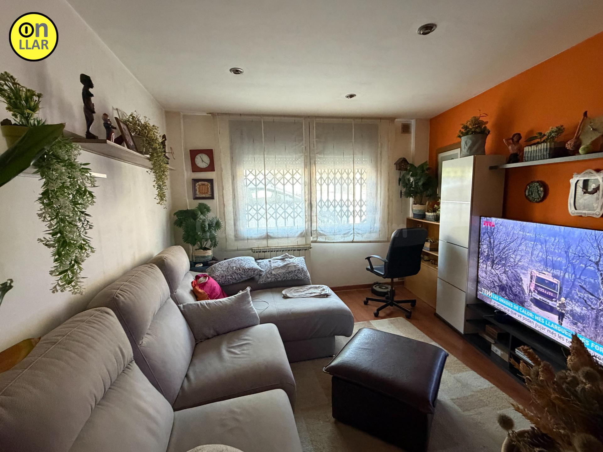 Oportunidad de Inversión en Torelló: Piso en Rentabilidad co - foto 4