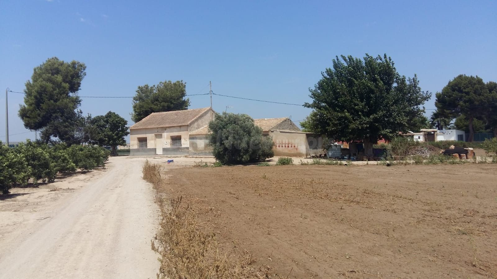 Finca rústica 3 habitaciones 26700m² en venta - Comunidad valenciana