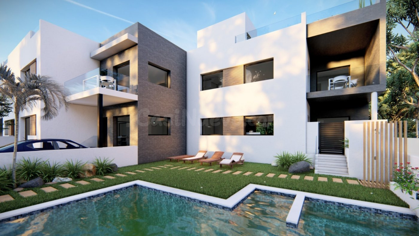 BUNGALOWS DE 2 Y 3 DORMITORIOS 2 Y 3 BAÑOS, GARAJE, PISCINA COMUNITARIA EN PILAR DE HORADADA