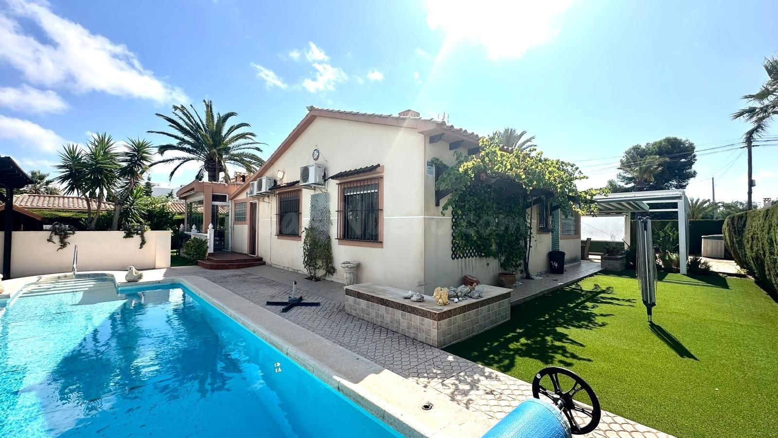 Villa 3 habitaciones 141m² en venta - Costa blanca