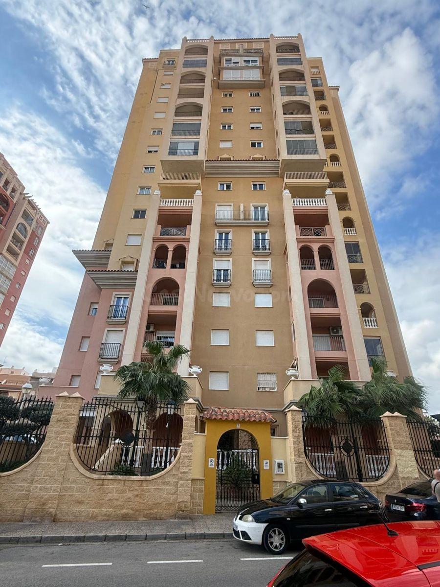 Ático 4 habitaciones 1m² en venta - Los Frutales - foto 3