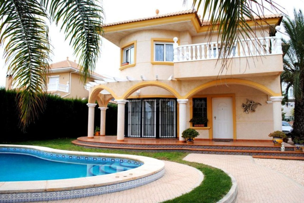 Villa 3 habitaciones 125m² en venta - La Regia
