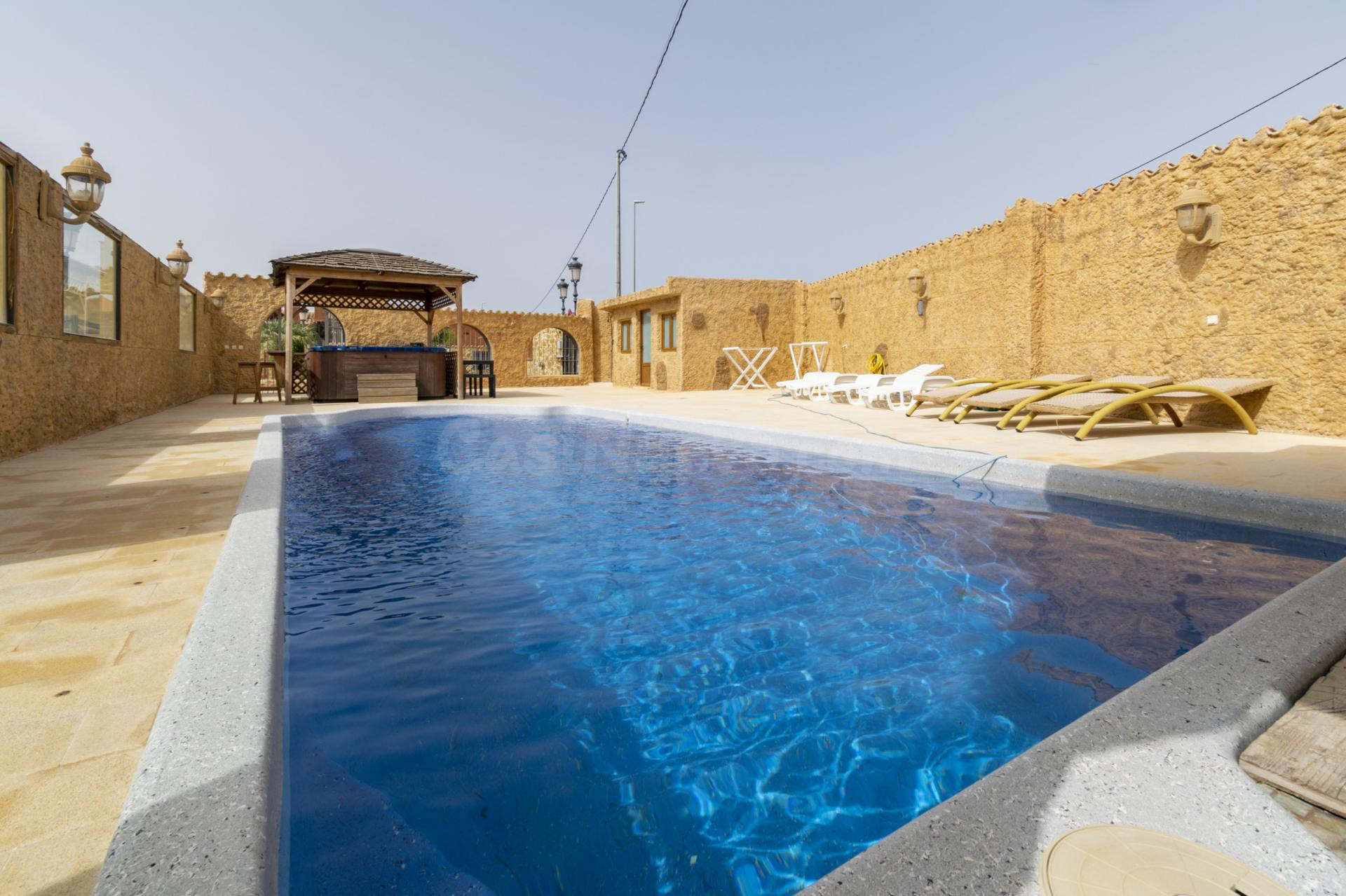Villa 4 habitaciones 1126m² en venta - El Beal-Estrecho de San Ginés
