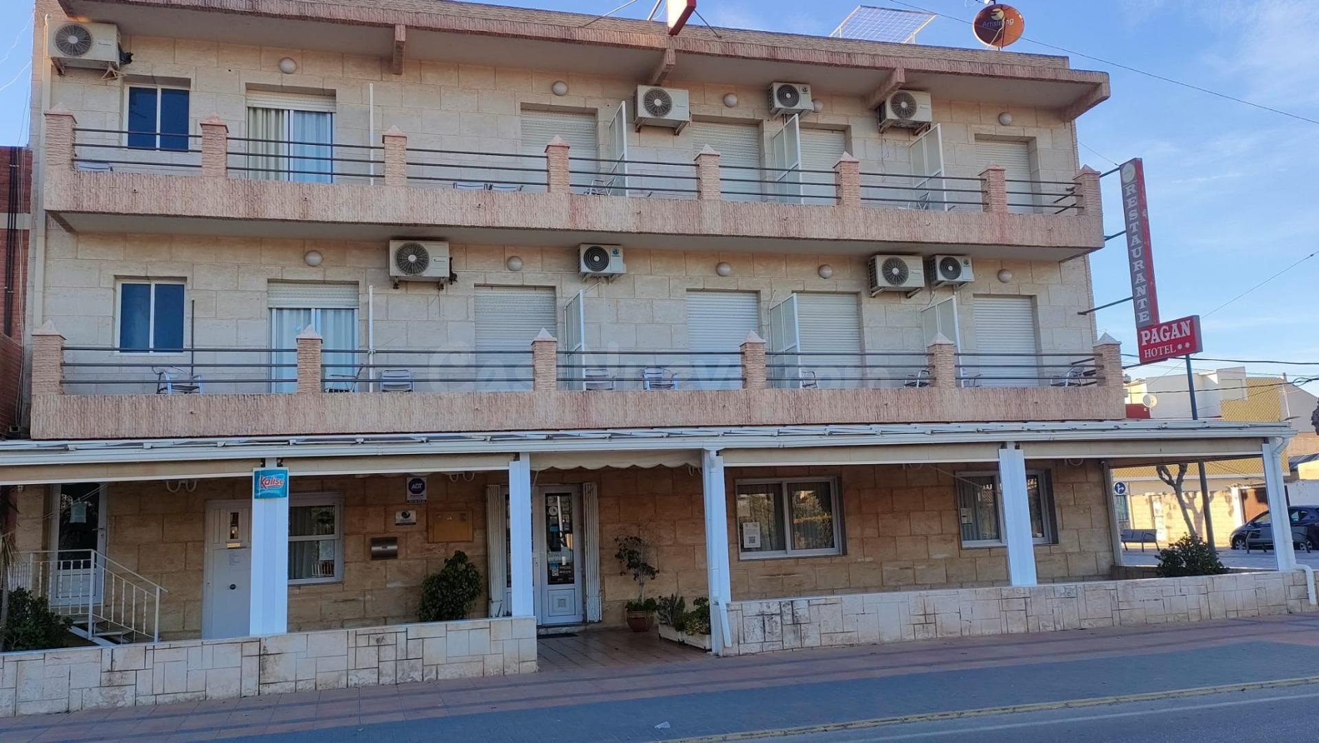 Local comercial 22 habitaciones 500m² en venta - Ronda Sur