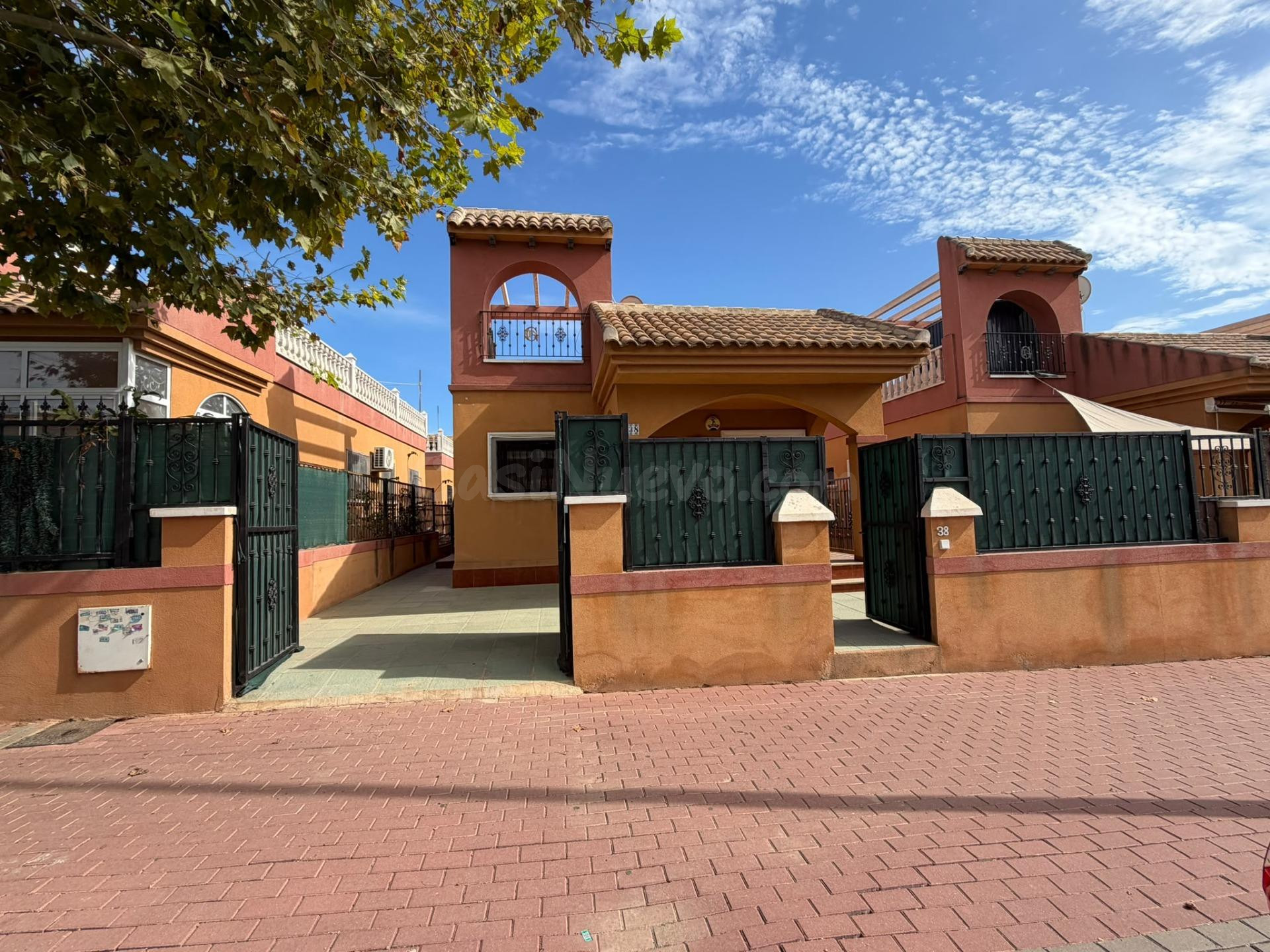 ✨CASA INDEPENDIENTE EN AGUAS NUEVAS,TORREVIEJA✨