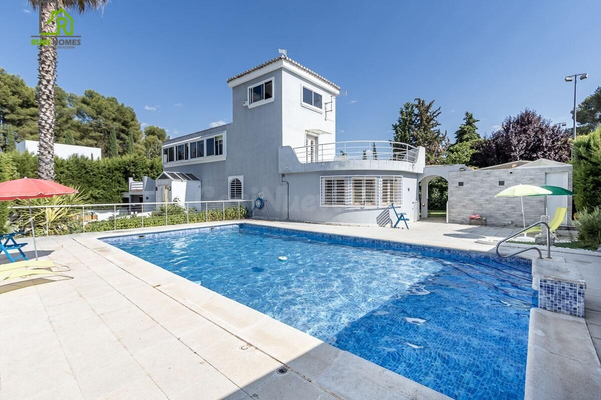 Casa  en el Parque del Cubillas