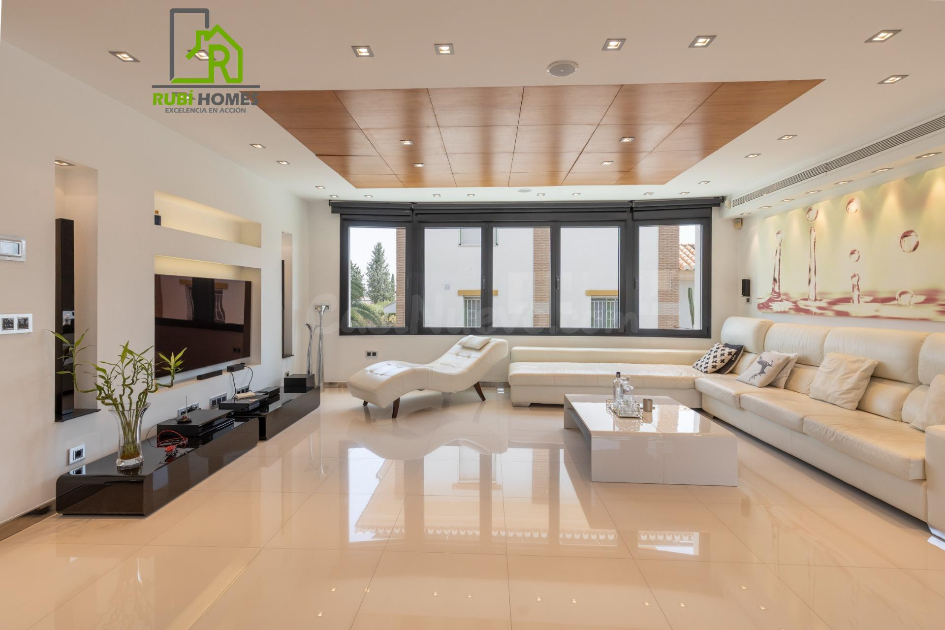 CHALET PREMIUM EN VENTA - OGÍJARES