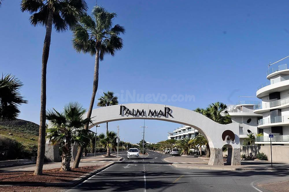 SE TRASPASA ACTIVIDAD DE BAR, HELADERÍA, PIZZERÍA Y PANADERÍA EN PALM MAR