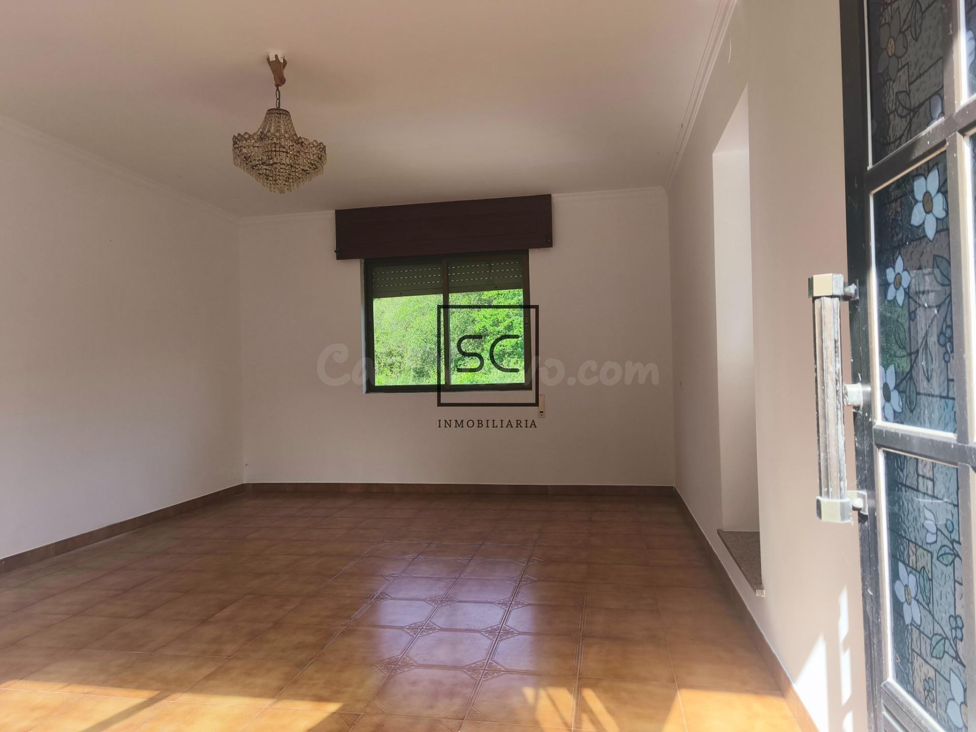 Casa con garaje y finca en San Román, Cedeira - foto 3