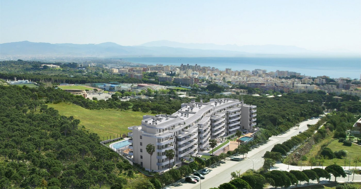 Promoción de espectaculares pisos y áticos de 1, 2 y 3 habitaciones en Torremolinos