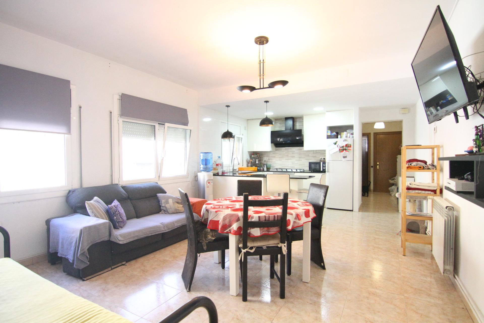 DÚPLEX DE 3 habitaciones CON GRAN ESPACIO DIÁFANO Y TERRAZA EN EL CENTRO DE OLESA DE MONTSERRAT