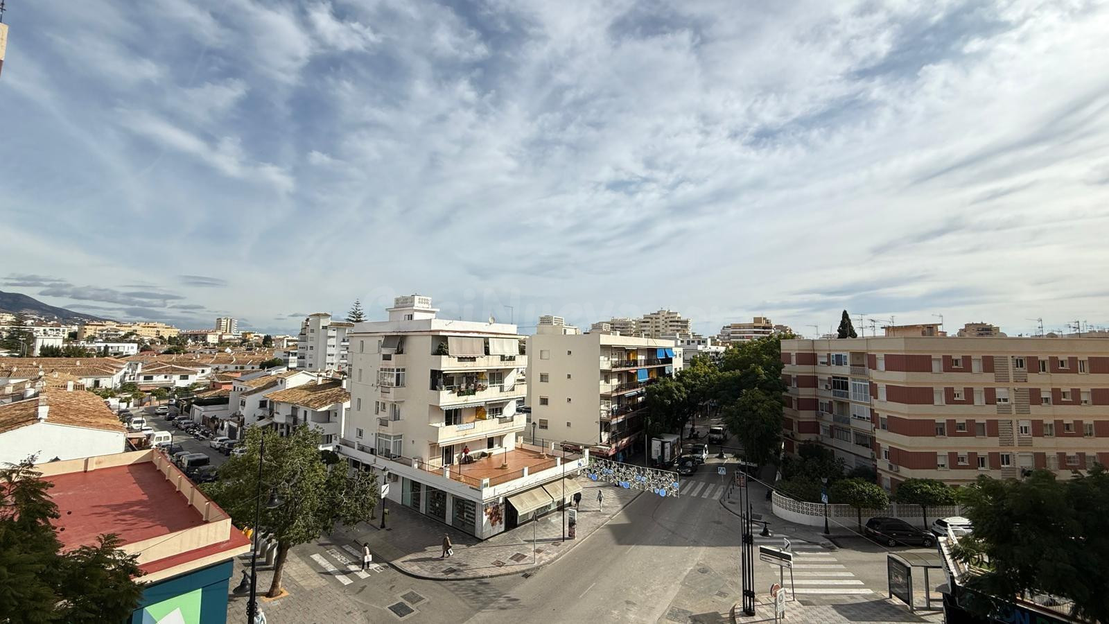 Apartamento Turistico en centro Fuengirola con Licencia ,reservas activas y parking