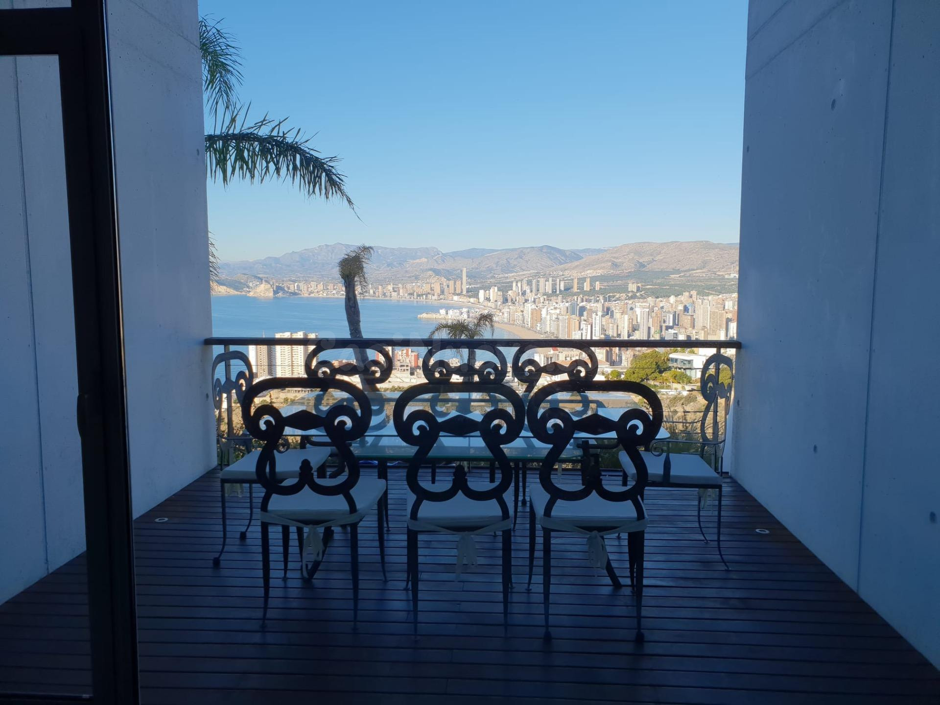 Exclusiva Villa de Lujo en la Zona Sierra Helada de Benidorm