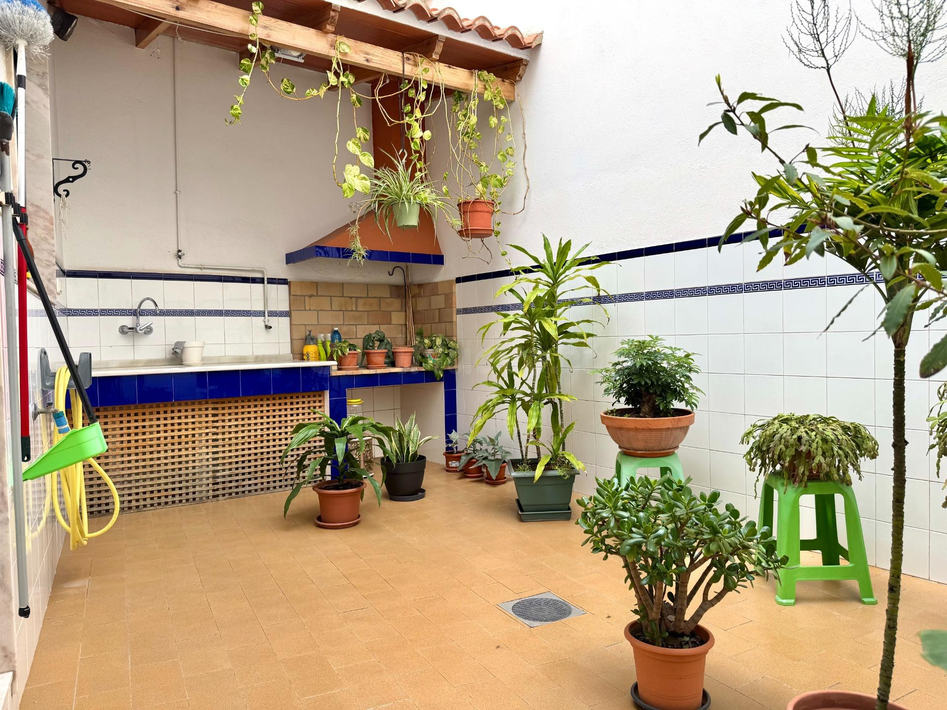 MAGNIFICA CASA EN SILLA CON 6 habitaciones - foto 2