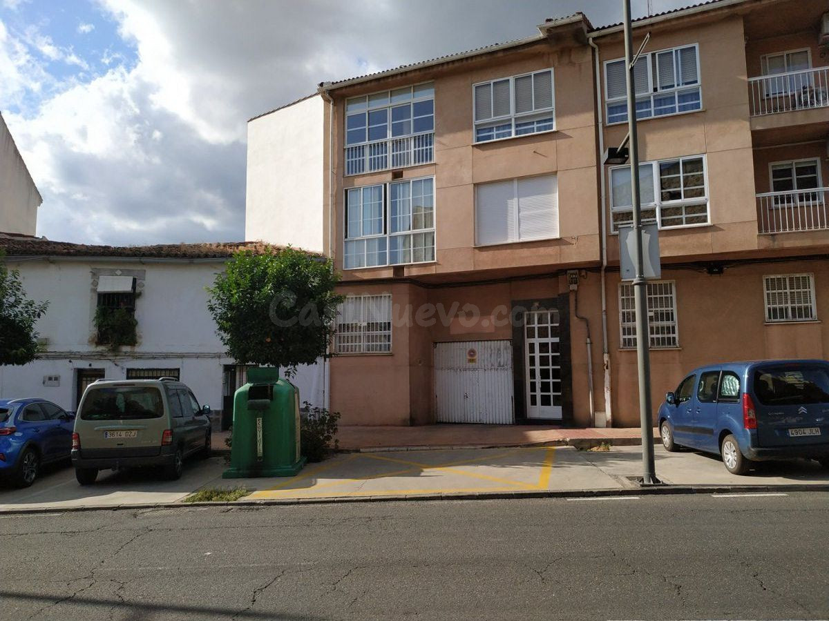 Plaza de garaje en calle Ronda de Higuerillas